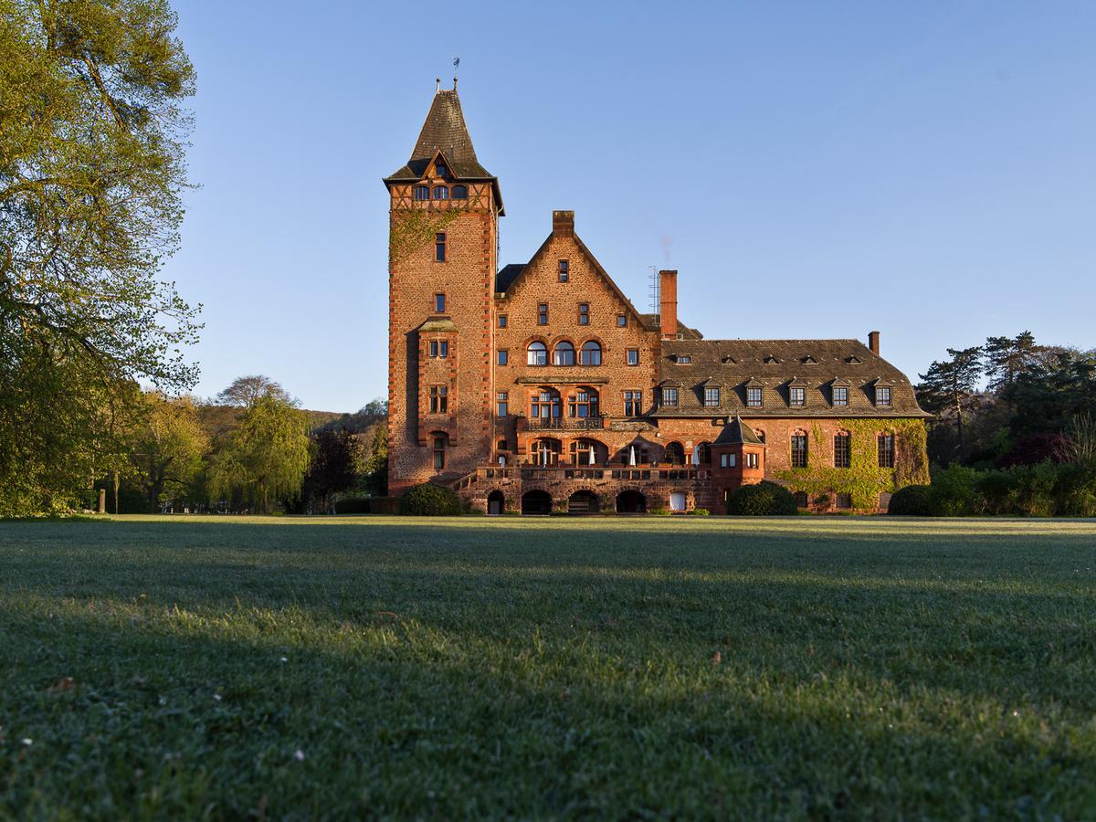 מטלאך Gastehaus Schloss Saareck מראה חיצוני תמונה